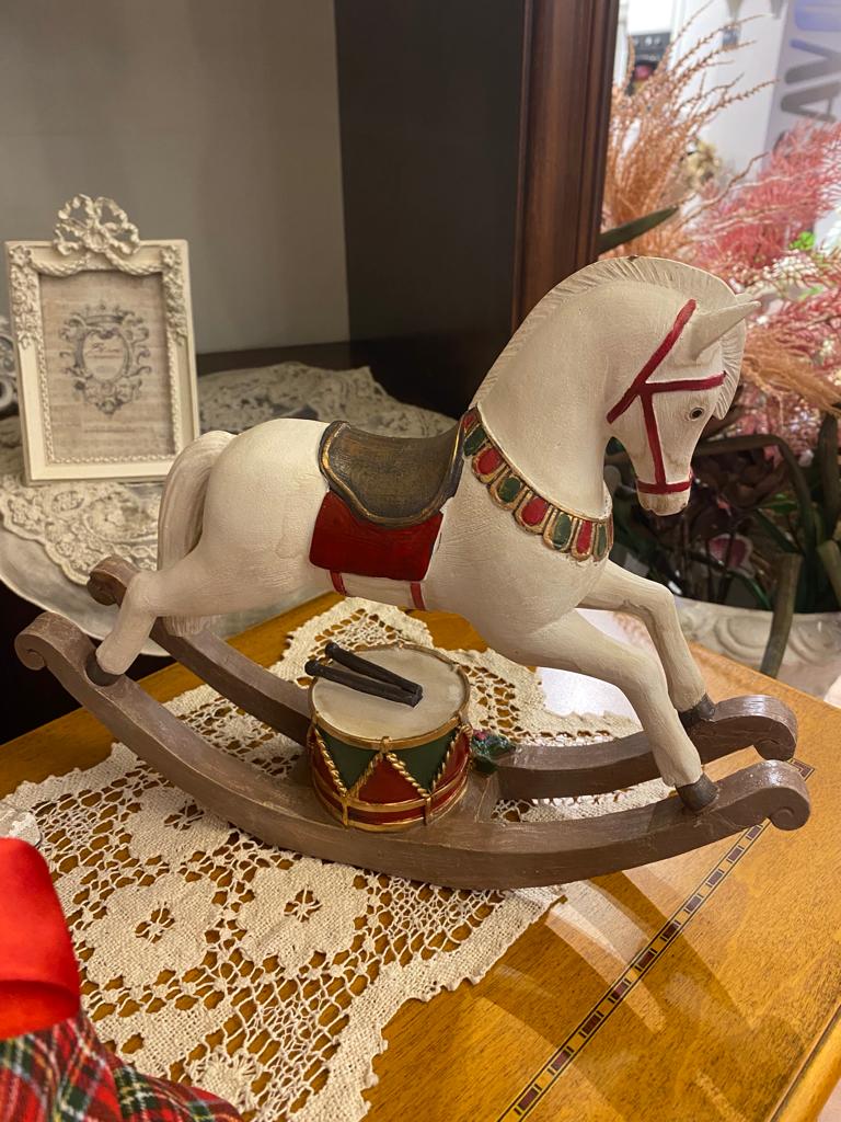 Cavallo a dondolo