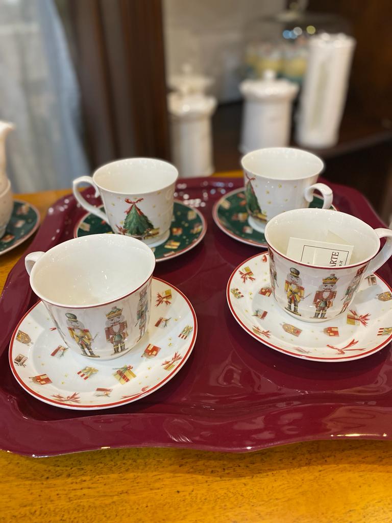 Servizio tazza con piattino
