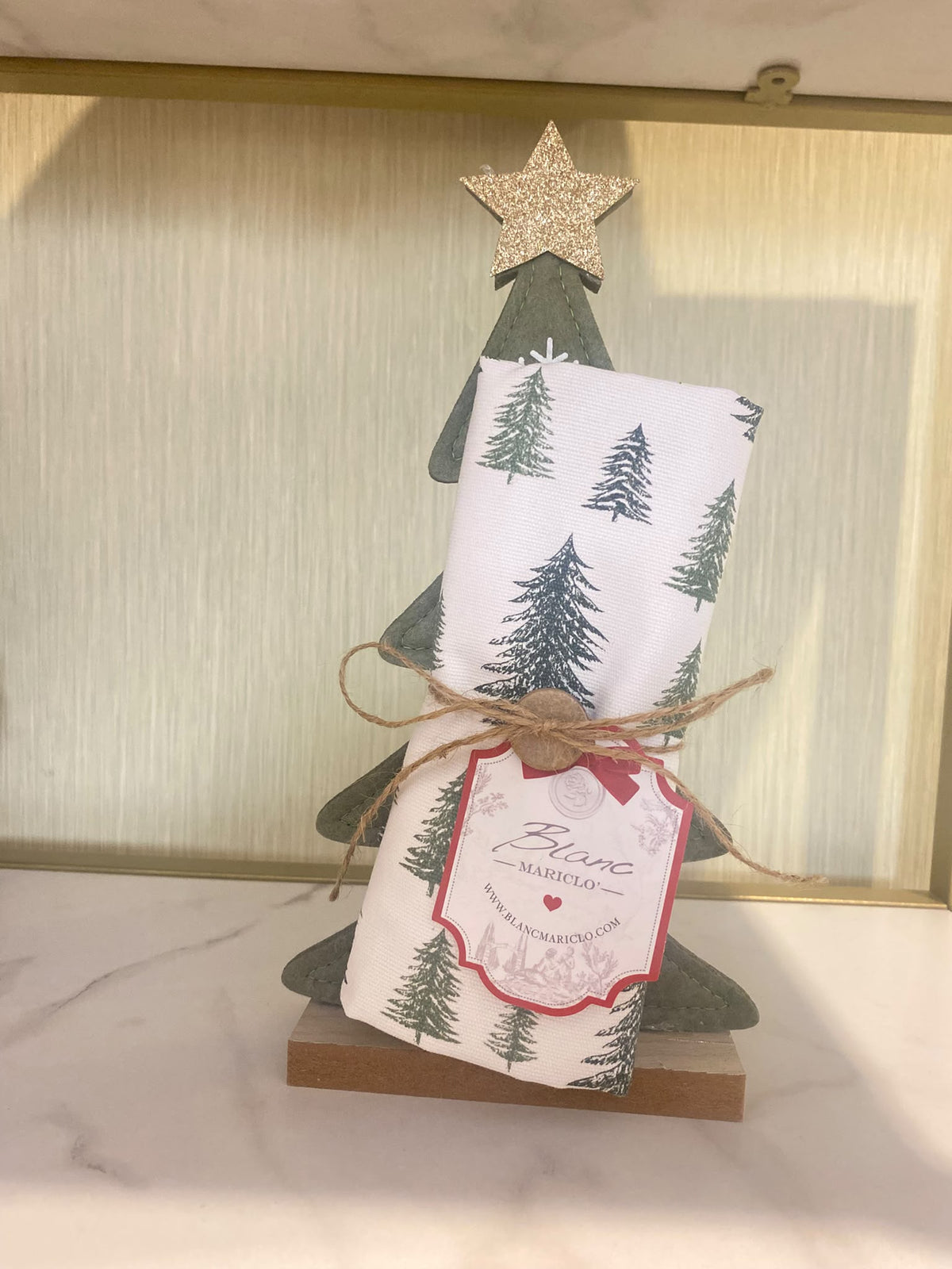 Canovaccio con decoro albero