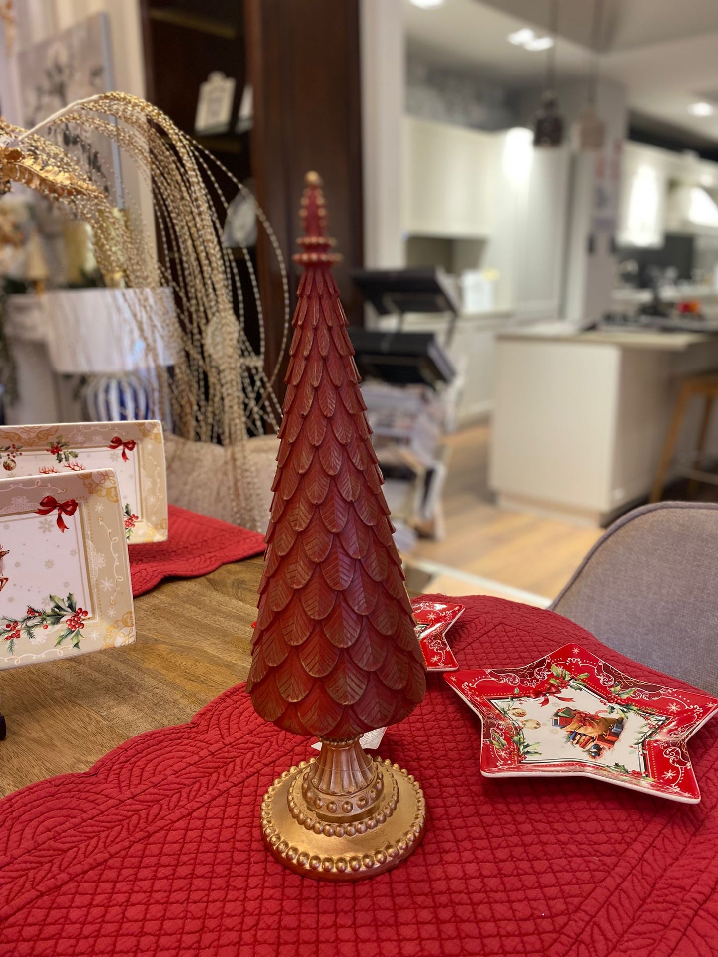 Albero rosso e oro grande