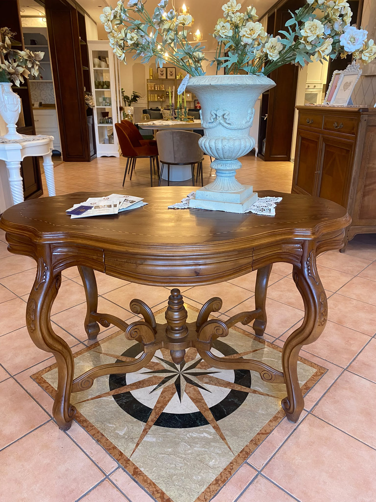 Tavolino in legno