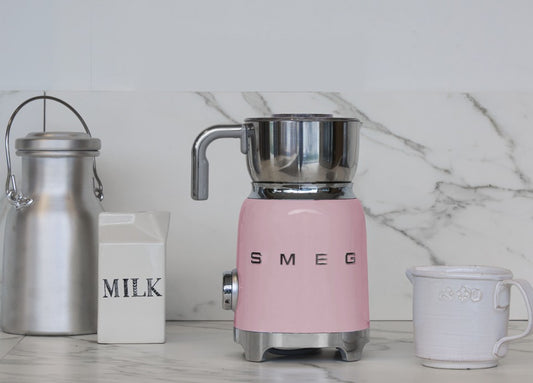 Montalatte Smeg Rosa